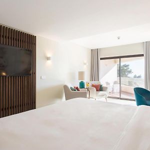 Kamer met een Queen Size Bed
